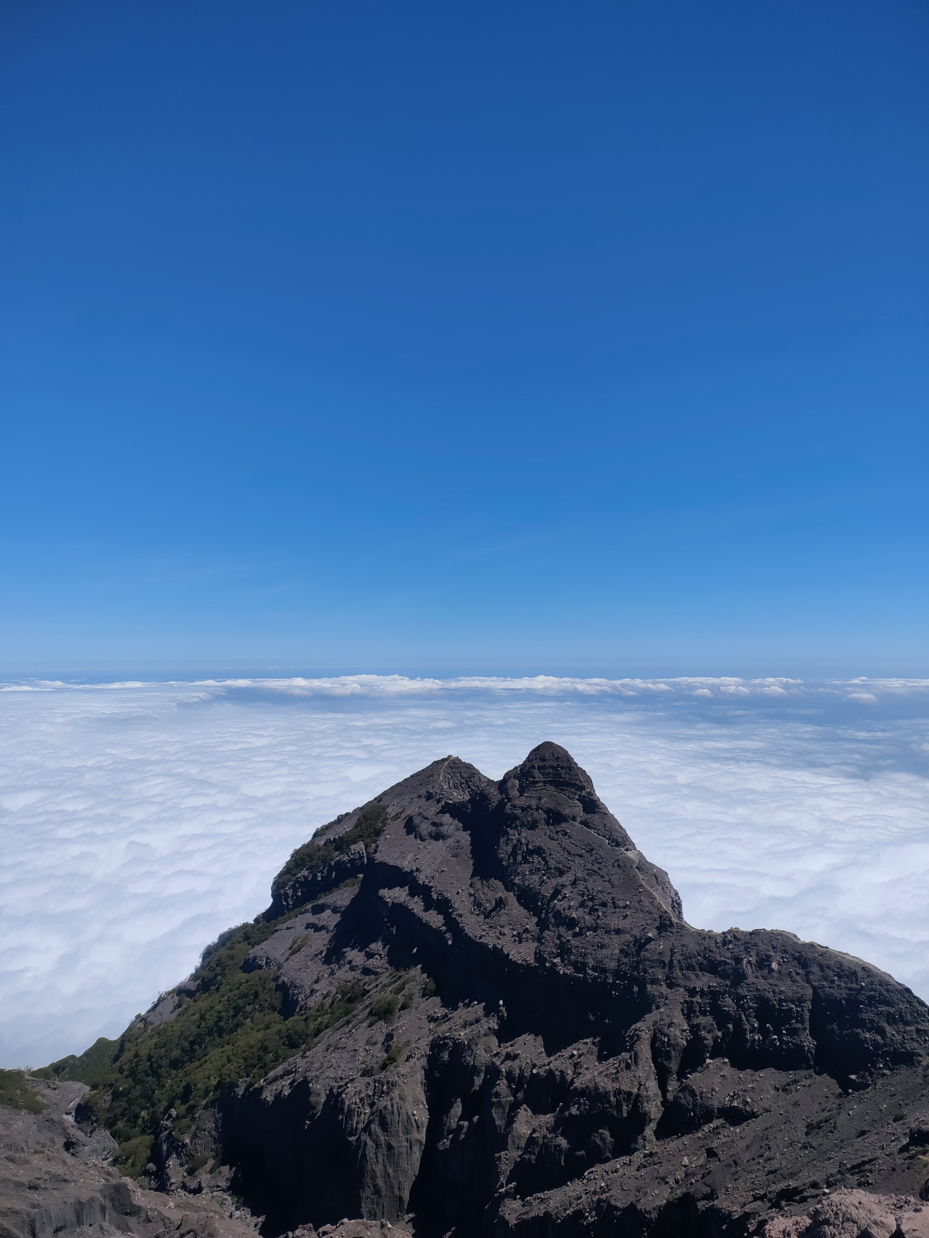 Gunung Raung