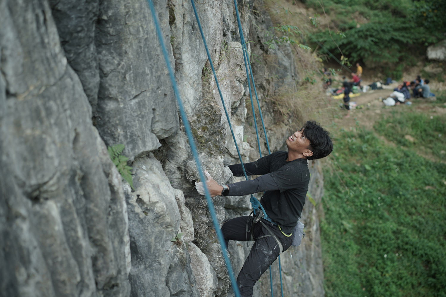 tebing-citatah-90-karangpenganten-padalarang-fun-climbing